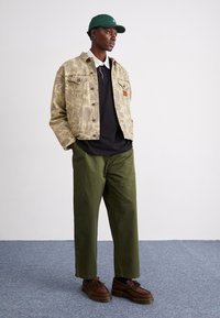 Carhartt WIP DUCK HELSTON JACKET - Jeansjacke - grey/black