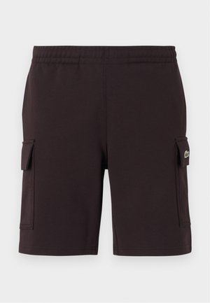 Shorts cargo noirs avec ceinture élastique et poches à rabat des deux côtés, avec un petit logo sur le rabat de la poche droite.