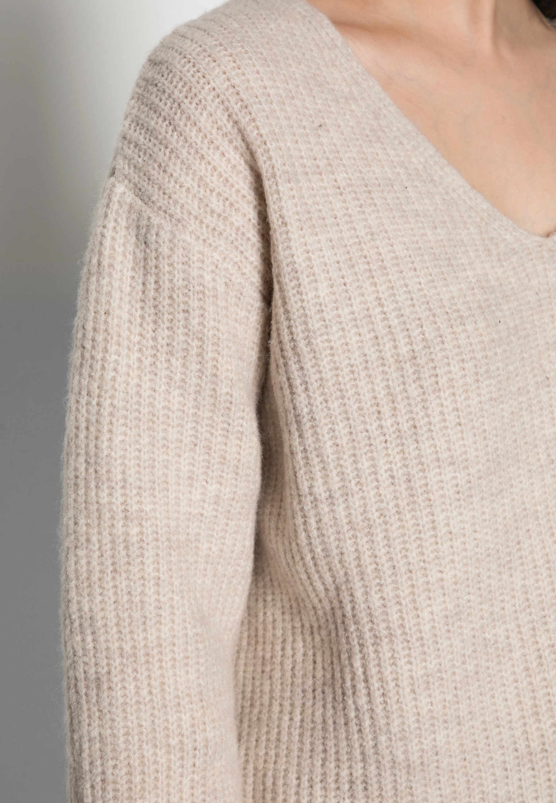 oversized beige jumper