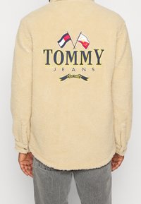 Tommy Jeans Kurtka zimowa
