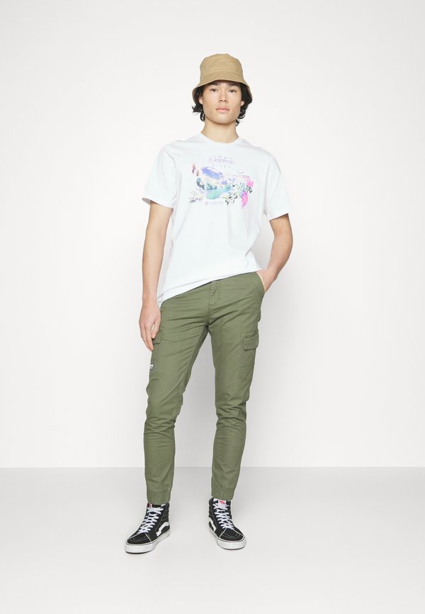 CUFFED - Cargo trousers - four leaf clover3