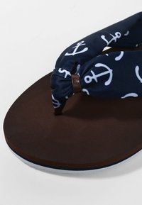 LASCANA ZEHENTRENNER - Allassandaalit - blue