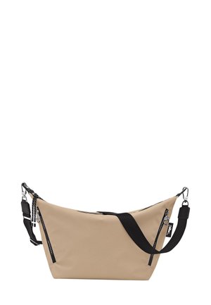 Beige Umhängetasche mit schwarzem verstellbarem Riemen, zwei vertikalen Reißverschlusstaschen und silbernen Metallverschlüssen vor weißem Hintergrund.