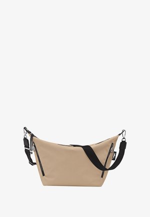 Beige Umhängetasche mit schwarzem verstellbarem Riemen, zwei vertikalen Reißverschlusstaschen und silbernen Metallverschlüssen vor weißem Hintergrund.