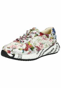 Zapatillas con estampado floral, con parte superior de tela multicolor, acentos texturizados, cordones planos y una suela blanca acolchada que presenta texto negro en el lateral.