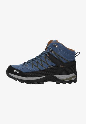 Wasserdichte Wanderschuhe mit blauem Obermaterial, schwarzen Akzenten und grauer Sohle. Verfügt über Metall-Ösen, strukturiertes Material und verstärkte Zehen.