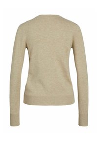 Beige neulepaita, pyöreä kaula-aukko, pitkät hihat, joustavat hihansuut ja helma, pehmeä rakenne, yksinkertainen malli ilman lisäkuvioita tai aksentteja.