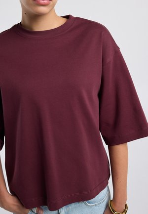 America Today, T-SHIRTS & TOPS - Longsleeve - berry
