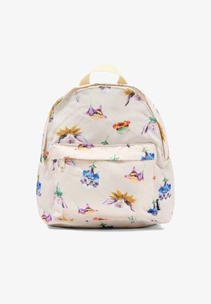 Zaino color crema con volti di animali stampati colorati e fiori, una tasca frontale con zip e una maniglia superiore per il trasporto.