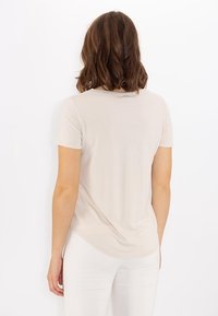 RAGNO FRESH - T-shirt basic - beige