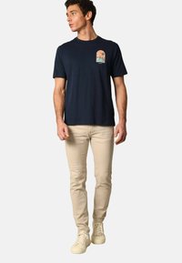 DEELUXE MARRAKECH - T-shirt imprimé - Navy