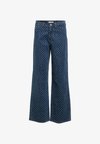 WIDE - Ravne kavbojke - dark blue denim