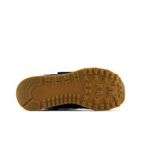 Marineblauer Sneaker mit einer strukturierten Gummisohle, die tiefe Profilierungen aufweist, und einer gepolsterten Innensohle. Verstärkter Zehenbereich und klassisches Schnürdesign.