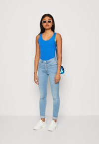 ONLY ONLLIVE LOVE NEW LONG 2PACK NOOS - Top - black pack/strong blue