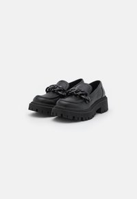 Bullboxer Loaferit/pistokkaat - black