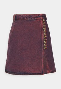 Denim skirt in a gradient of deep purple to red with a fitted waist, side buttons, and a frayed hem. Features a slightly flared silhouette.
