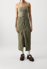 ONLY Pouzdrová sukně - khaki