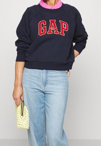 GAP Felpa - white