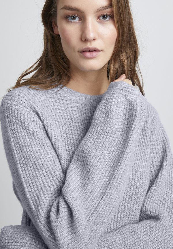 BYMonalise - Jumper4