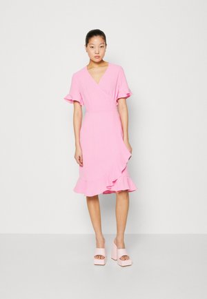 ONLY ONLMETTE WRAP FRILL DRESS - Φόρεμα ημέρας - fuchsia pink