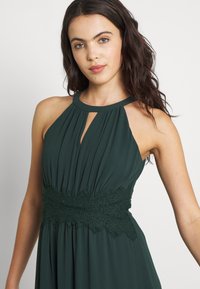 VILA VIMILINA HALTERNECK NOOS - Vestido comprido - darkest spruce