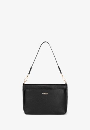 Sac à main en cuir noir avec une surface texturée, bandoulière amovible et quincaillerie dorée. Dispose d'un compartiment principal zippé et d'un détail de logo.