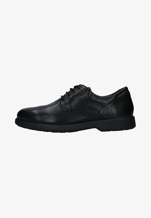 Zapatos de cuero negro con un acabado liso, puntera redondeada y seis ojales para los cordones. Presentan costuras mínimas y una suela de goma negra.