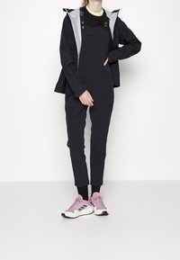 Burton Regnjacka - black