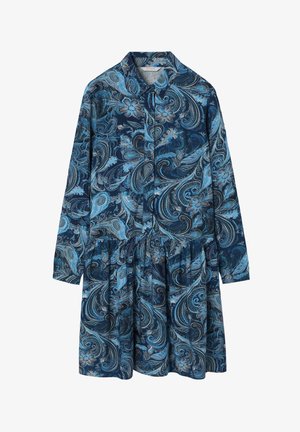 Pikad varrukadega kleit tumel sinisest kangast, millel on paisley mustriga erinevates sinistes ja hõbedastes toonides, koos kogutud seelikudisainiga.