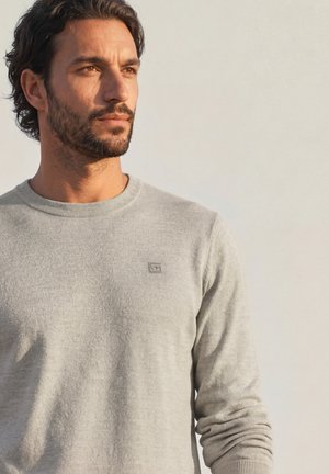 Street One MEN, BASIC CREW NECK JUMPER IN A SOLID COLOUR - Maglione - bright beige melange