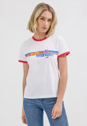 Superdry Varsity Flocked T-shirt A Maniche Corte - Vestibilità Aderente - Colore Rosa Fluorescente (Fluro Pink) - Taglia S - 3
