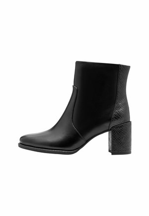 Marco Tozzi Bottines de cowboy / motard - black comb