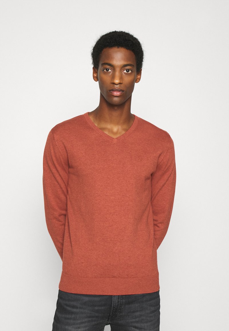 TOM TAILOR V NECK - Strickpullover - heated orange melange