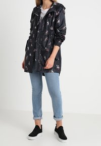 Tom Joule Parka - black