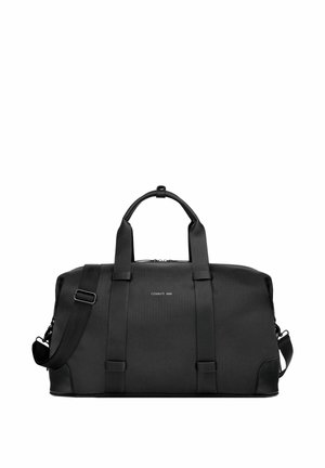 Sort Cerruti 1881 duffeltaske med dobbelte øverste håndtag, justerbar skulderrem og lodret remdetalje på fronten.