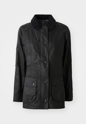 Zwarte, lichtgewicht jas met een corduroy kraag, drukknoopsluiting, twee voorzakken en een zachte textuur. Bevat subtiele stikdetails.