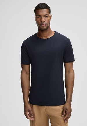 Dunkelblaues T-Shirt mit rundem Ausschnitt und kurzen Ärmeln. Aus weichem Stoff gefertigt, mit glatter Textur und taillierter Passform.