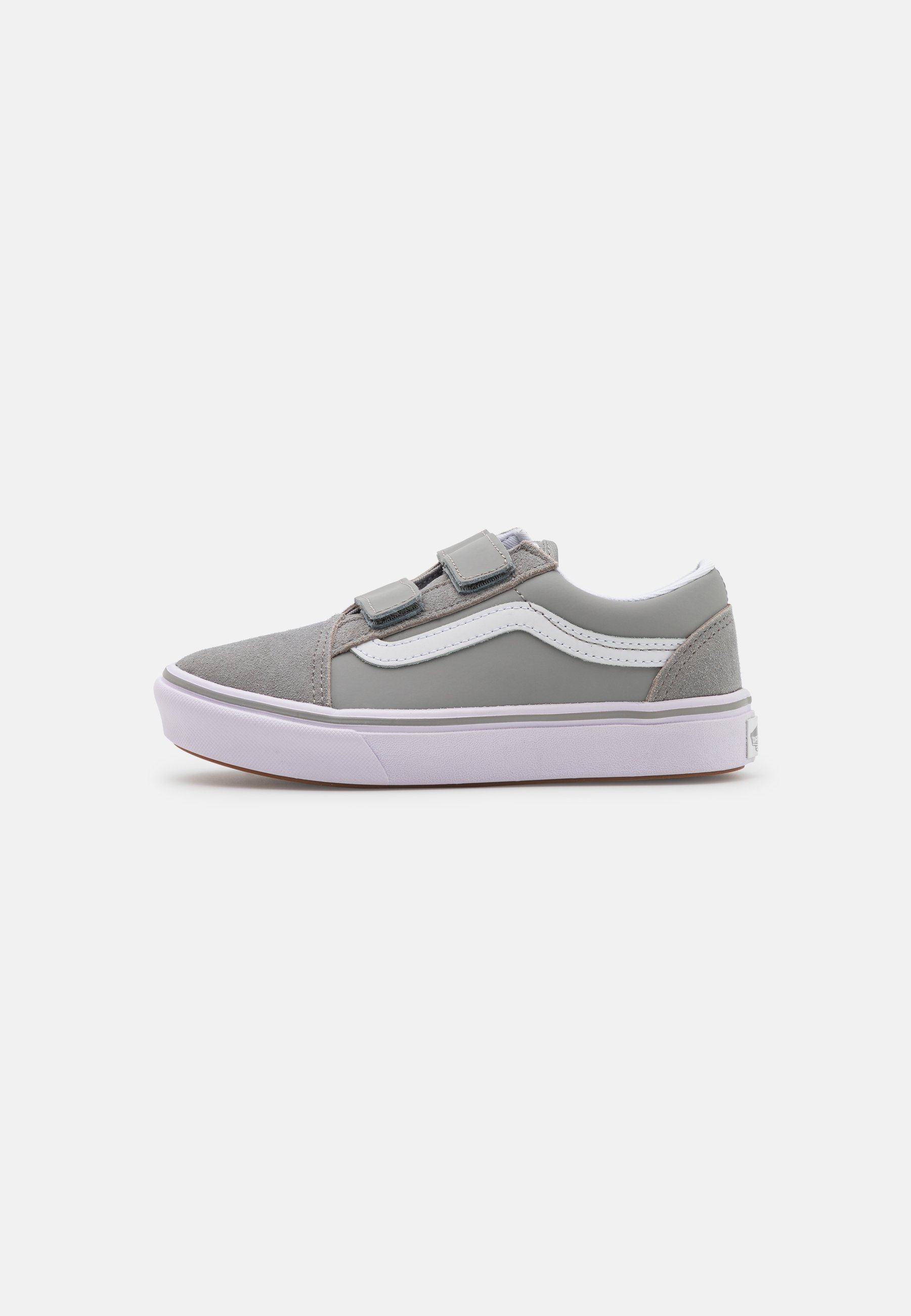 vans comfycush old skool black white