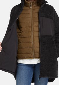Timberland Abrigo corto - black
