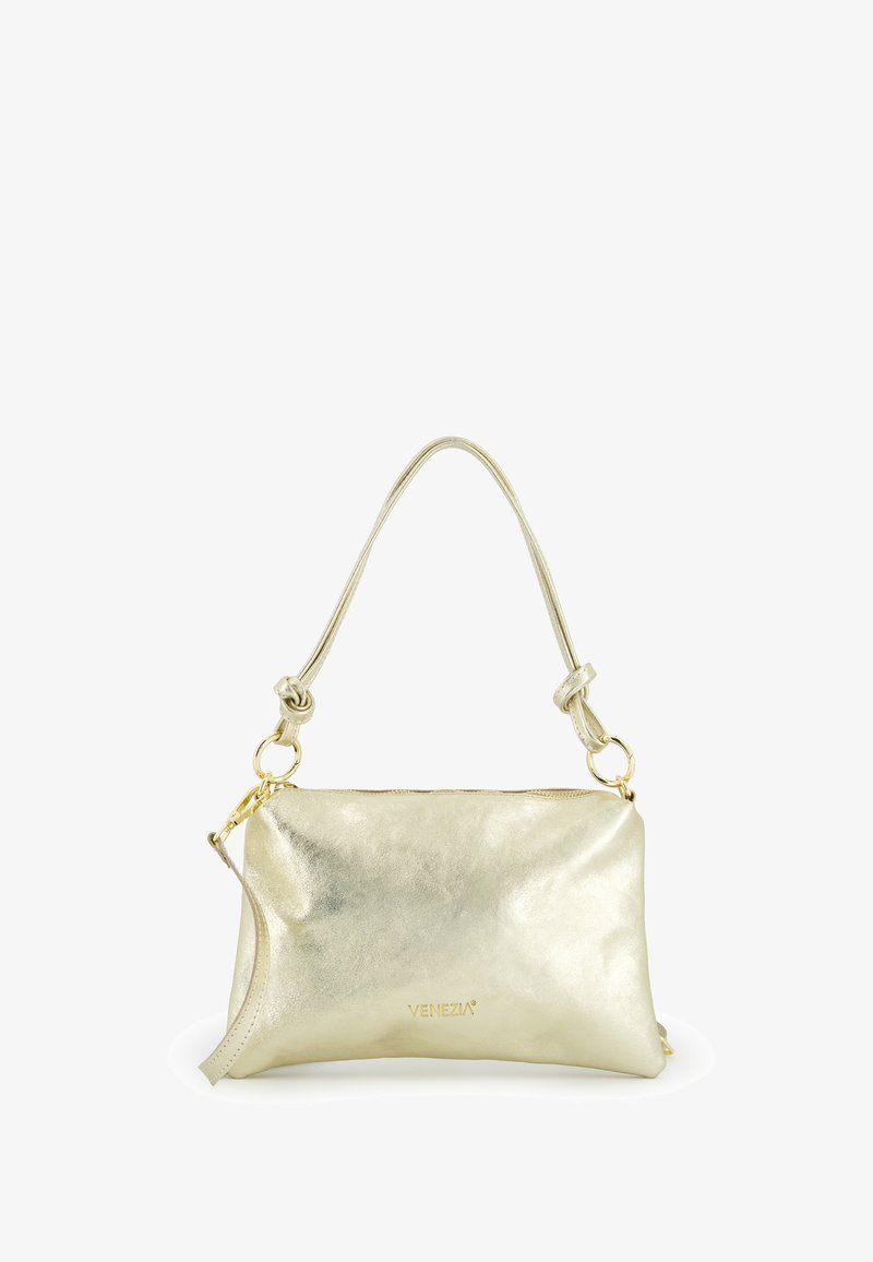 Metalen gouden leren handtas met een ritssluiting, afneembare schouderband en decoratieve knoopdetails. Merkennaam "Venezia" in reliëf op de voorkant.