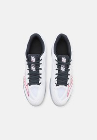 Mizuno THUNDER BLADE Z - Zapatillas de voleibol - white/salsa/black