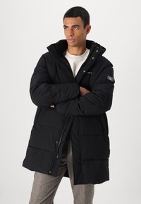 Guess Jeans PUFFER JACKET - Ziemas jaka - jet black