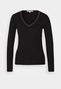 Pull noir côtelé à manches longues avec un décolleté en V orné d'accents métalliques, offrant une finition texturée et une silhouette ajustée.