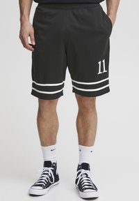 11 Project PRZAINE REGULAR FIT - Shorts - true black