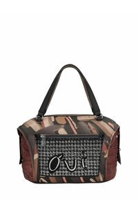 Sac à main multicolore en matériau résistant, avec une forme structurée, deux poignées courtes et une grande poche avant zippée ornée d'un logo.