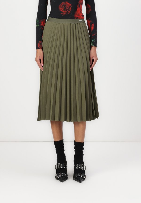 FLUID PLEATED PULL ON MIDI SKIRT - Pleated skirt - utility olive