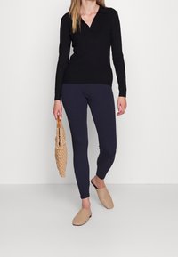 Marks & Spencer Sweter