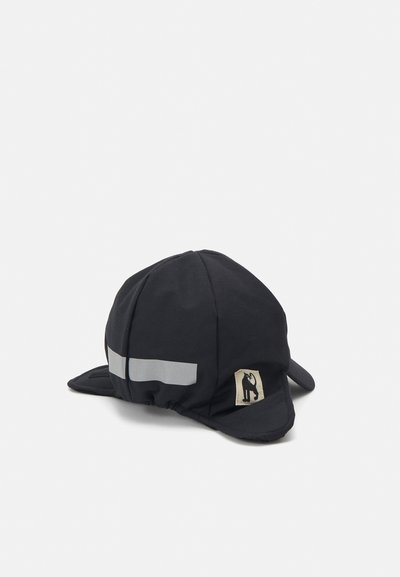 Black cycling cap made of lightweight fabric, featuring reflective stripes and a logo patch on the side with a curved brim.
