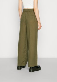 ONLY TOKYO - Calças - kalamata