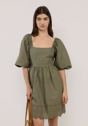 El Ganso, VESTIDO VINITA CORTO CALADOS - Vestido informal - verde